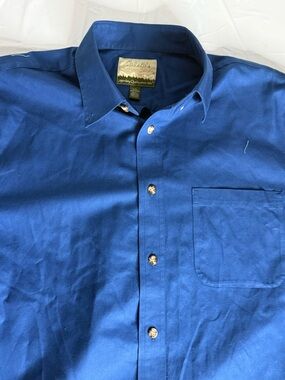 Cabela's Men's Dress Shirt in Deep Blue